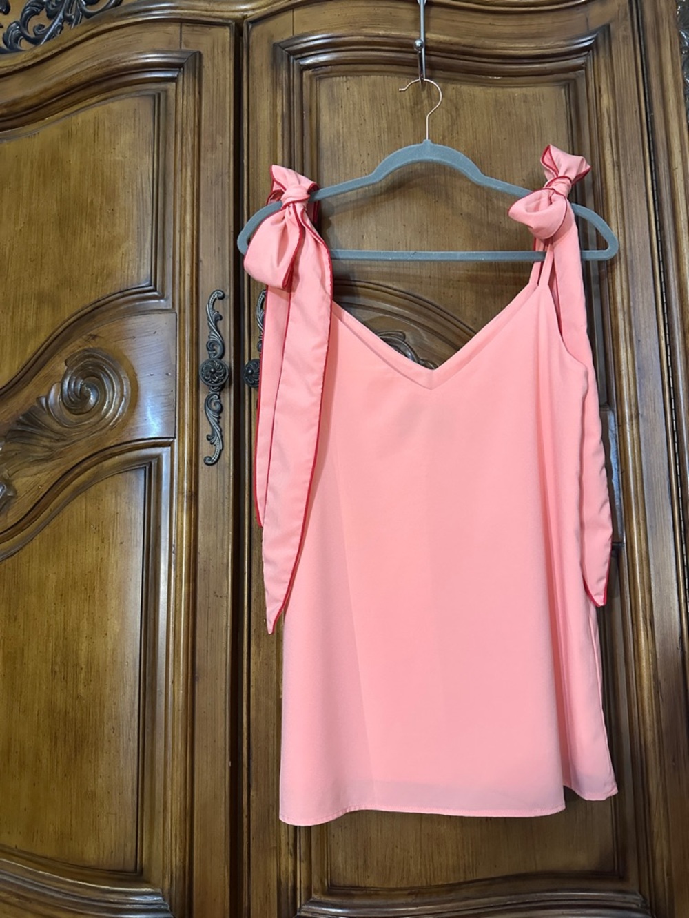 Judith March Vintage Coral Tank with Tie StrapsRed Piping VNeck Lined Medium